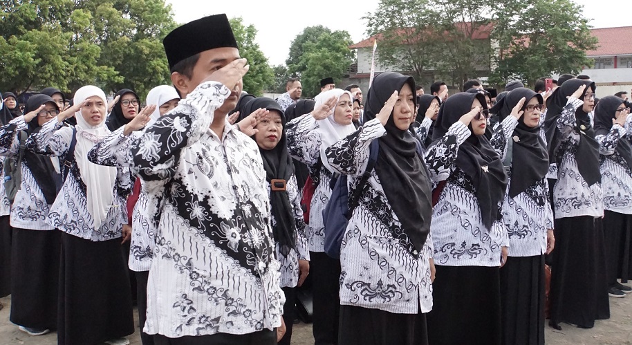 Kesejahteraan Guru dan Revitalisasi Sekolah Harus Jadi Prioritas